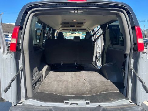 Used 2016 Chevrolet Express 2500 LS image 27
