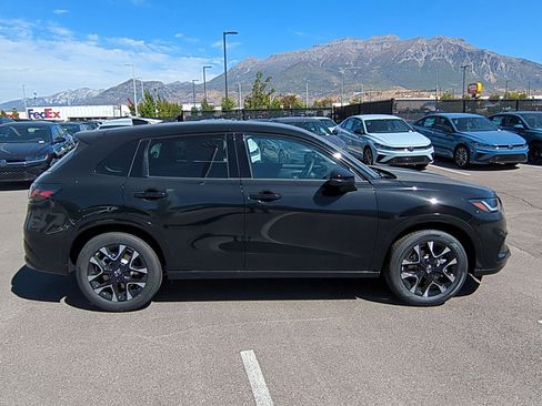 New 2026 Honda HR-V EX-L image 2