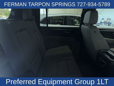 Used 2025 Chevrolet Suburban LT w/ Comfort Package image 7