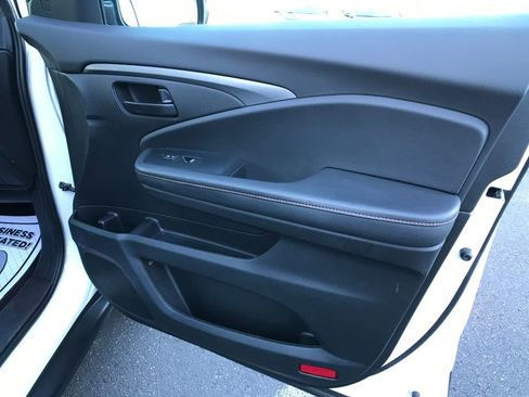 Used 2023 Honda Passport TrailSport image 34