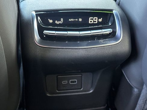 Used 2025 Cadillac XT6 Premium Luxury w/ Technology Package image 45