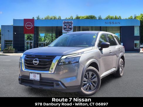 Certified 2024 Nissan Pathfinder S AWD/4WD image 1