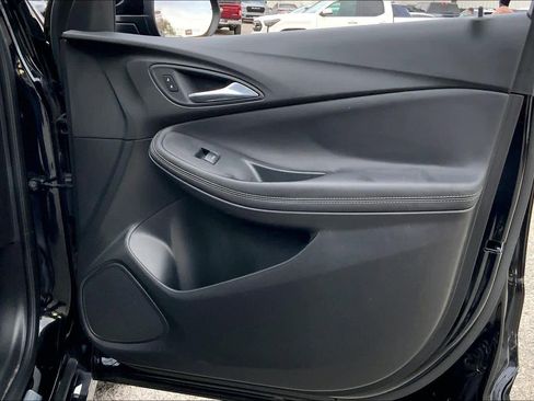 Used 2021 Buick Encore GX Select w/ Experience Buick Package image 22