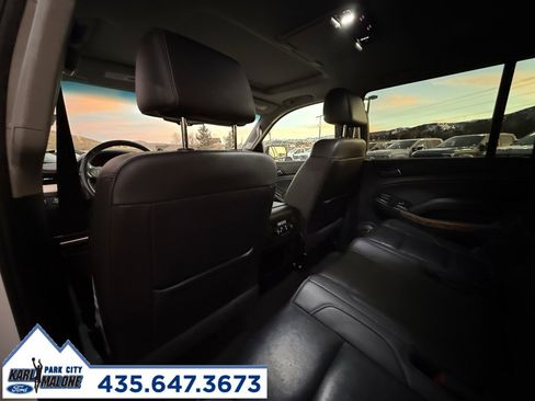Used 2020 Chevrolet Suburban Premier image 15