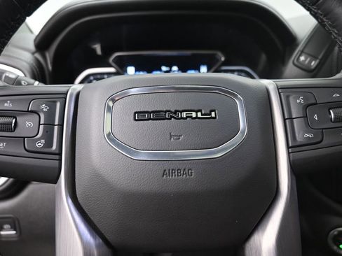 Used 2020 GMC Sierra 1500 Denali w/ Denali Ultimate Package AWD/4WD image 17