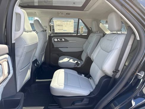 New 2026 Ford Explorer Platinum w/ LUX Leather Package AWD/4WD image 42