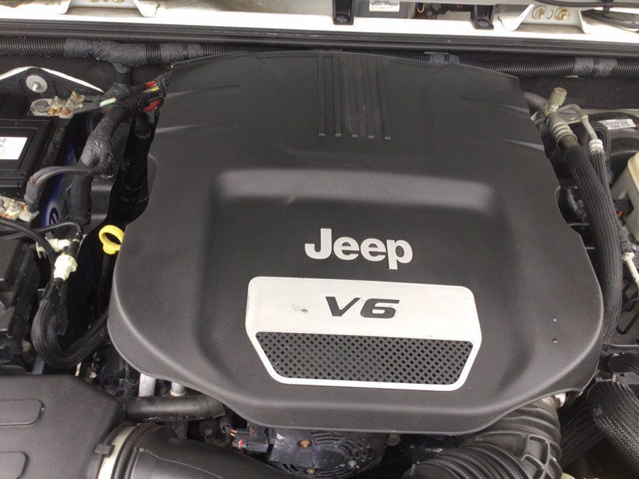Used 2017 Jeep Wrangler Unlimited Sport AWD/4WD image 34