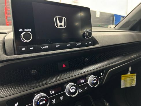 Used 2023 Honda CR-V Sport image 29