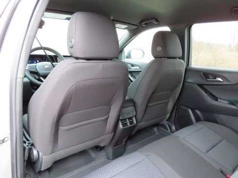 New 2026 Chevrolet Equinox LT FWD image 20