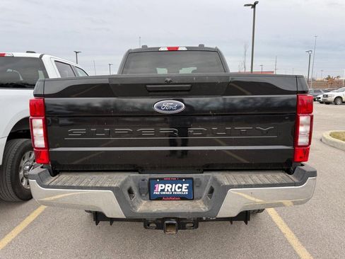 Used 2021 Ford F250 XLT w/ FX4 Off-Road Package image 4