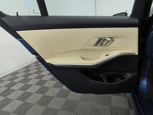 New 2026 BMW 330i Sedan w/ M Sport Package image 25
