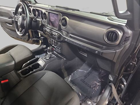Used 2022 Jeep Wrangler Unlimited Sport AWD/4WD image 11