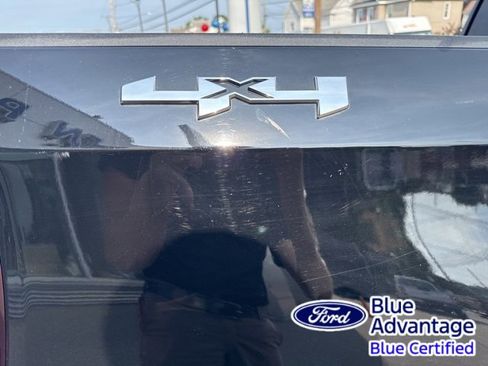 Used 2024 GMC Sierra 1500 SLT image 16