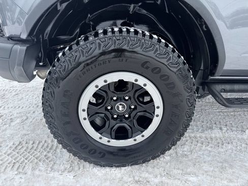 Used 2024 Ford Bronco Black Diamond w/ Sasquatch Package image 8