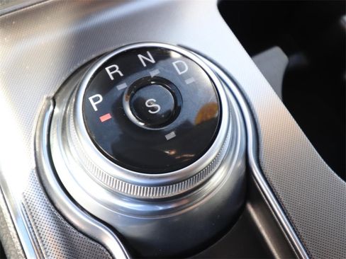 Certified 2022 Ford Edge SEL w/ Convenience Package image 19