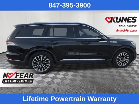Used 2020 Lincoln Aviator Reserve w/ Equipment Group 201A image 8