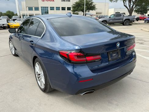 Used 2021 BMW 530i w/ Premium Package RWD image 2