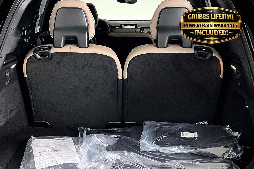 New 2026 Volvo XC90 T8 Plus w/ Protection Package Premier AWD/4WD image 41