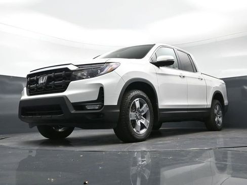 Certified 2025 Honda Ridgeline RTL image 50