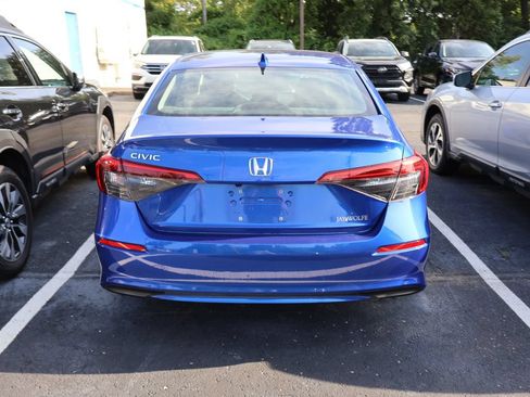 Used 2023 Honda Civic LX image 5
