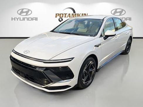 New 2026 Hyundai Sonata SEL FWD image 1