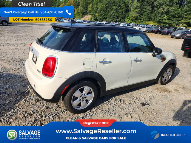 Used 2015 MINI Cooper 4-Door Hardtop FWD image 4