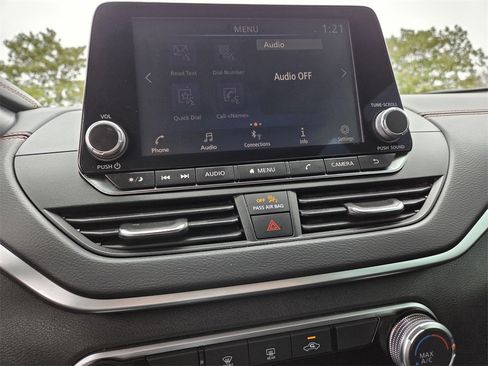 Used 2022 Nissan Altima 2.5 SR image 9