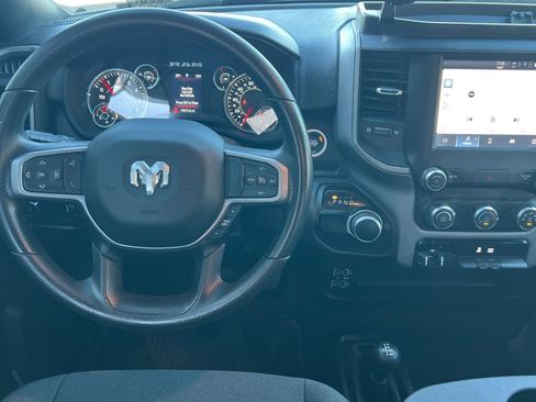 Used 2024 RAM 2500 Tradesman w/ Chrome Appearance Group image 15