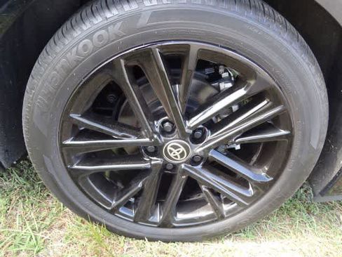 Certified 2025 Toyota Camry SE FWD image 38