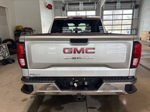 Certified 2022 GMC Sierra 1500 Pro w/ Pro Value Package image 4
