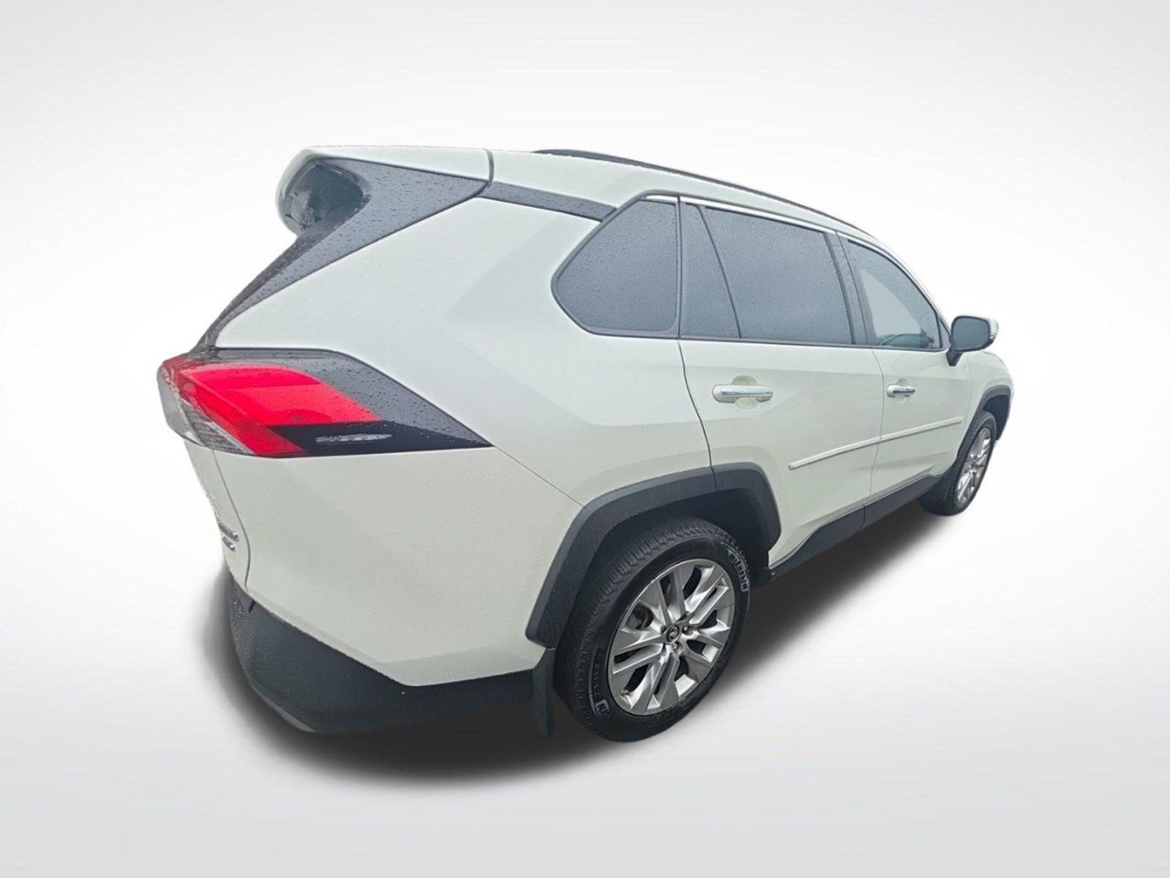 Used 2019 Toyota RAV4 Limited w/ Cold Weather Package AWD/4WD image 7