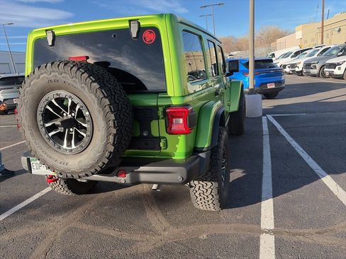 Used 2025 Jeep Wrangler Unlimited Rubicon image 6