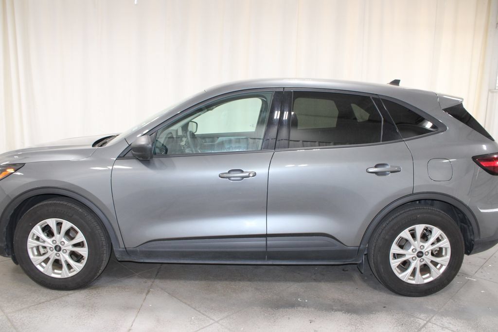 Used 2025 Ford Escape Active FWD image 6