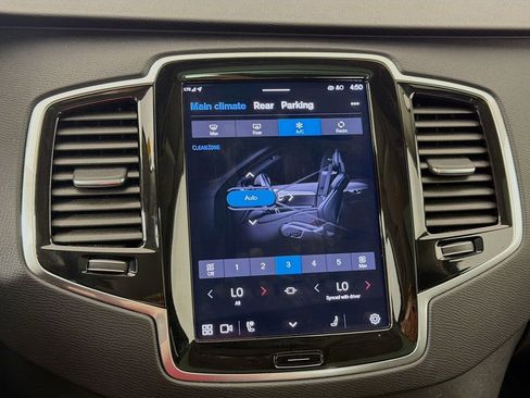 Used 2023 Volvo XC90 B6 Plus w/ Protection Package Premier image 16