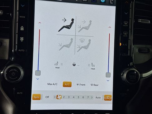 Used 2023 RAM 1500 Big Horn image 24