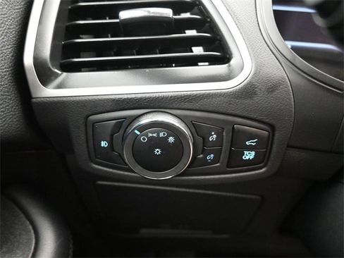 Used 2024 Ford Edge SEL w/ Convenience Package image 19