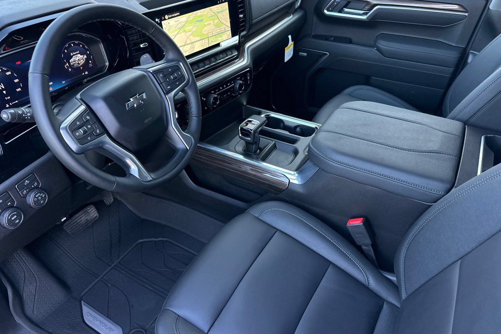 New 2026 Chevrolet Silverado 1500 RST w/ Convenience Package II AWD/4WD image 10