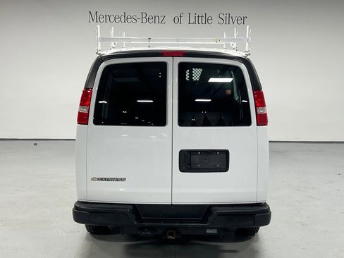Used 2025 Chevrolet Express 2500 Work Van w/ Driver Convenience Package image 4