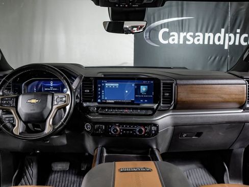 Used 2024 Chevrolet Silverado 2500 High Country w/ High Country Premium Package image 15