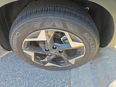 Certified 2026 Kia Seltos S FWD image 6