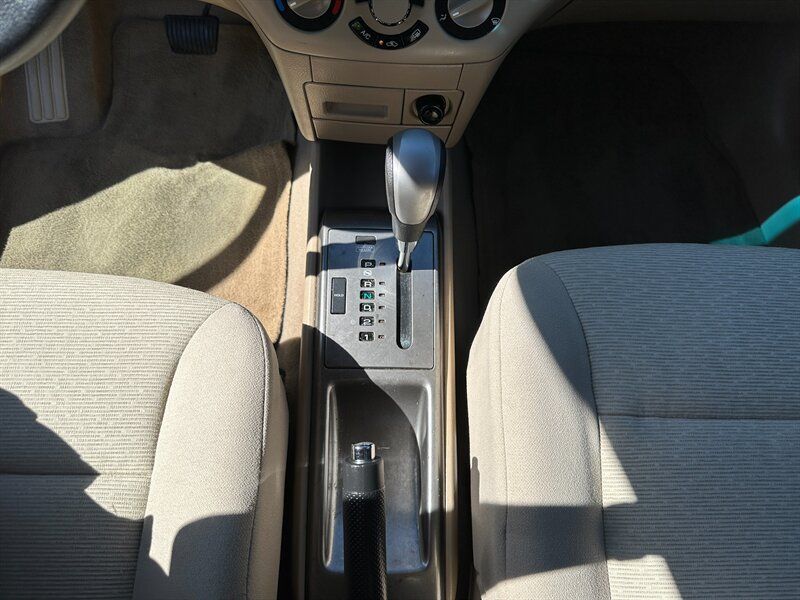 Used 2008 Chevrolet Aveo LT FWD image 19