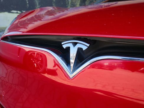 Used 2017 Tesla Model S 90D AWD/4WD image 22