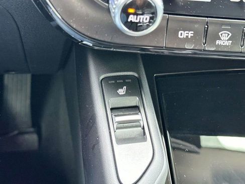 Used 2024 Kia Telluride S image 22