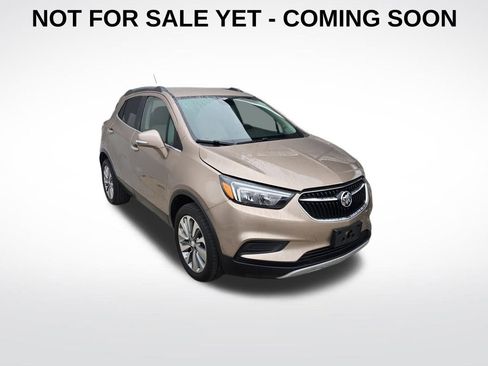 Used 2019 Buick Encore Preferred image 1