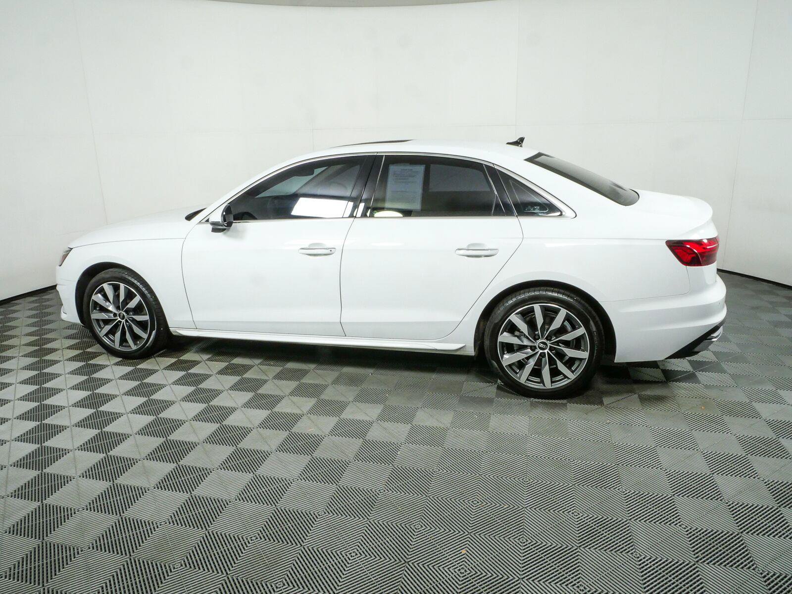 Used 2021 Audi A4 2.0T Premium Plus w/ Premium Plus Package AWD/4WD image 31