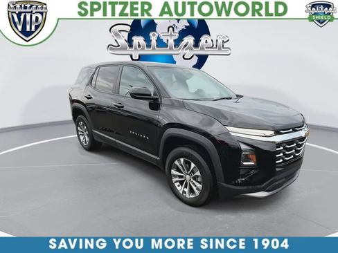 Used 2026 Chevrolet Equinox LT AWD/4WD image 2