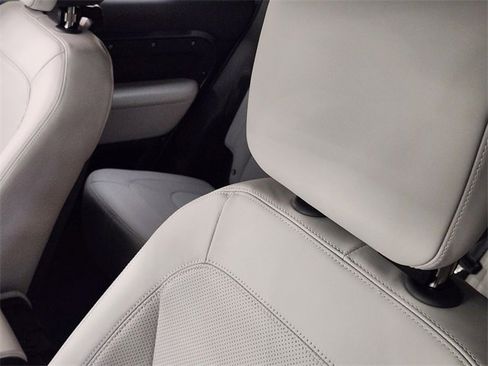 Used 2026 Land Rover Defender 110 S image 14