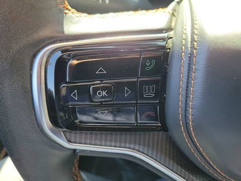 Used 2023 Jeep Grand Wagoneer Series III w/ Rear Seat Video Group 1 AWD/4WD image 5