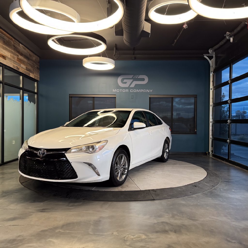 Used 2017 Toyota Camry SE FWD image 7