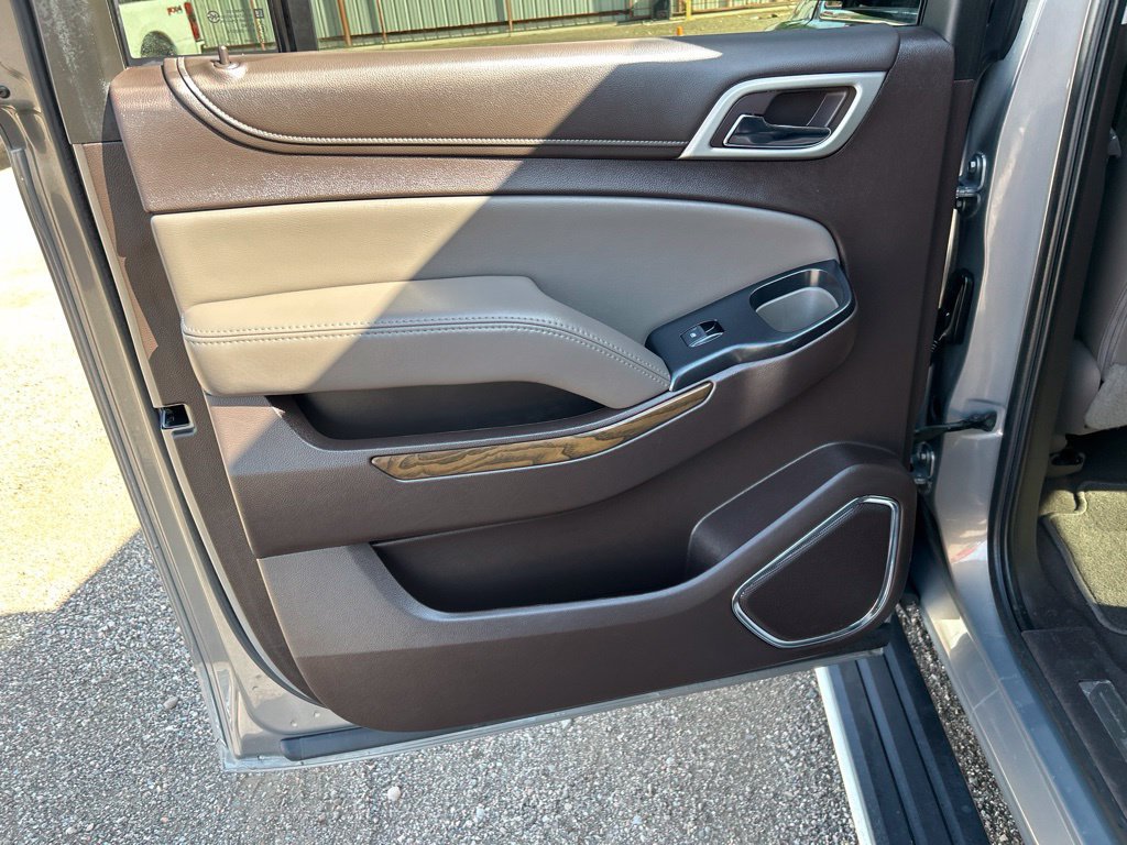 Used 2019 GMC Yukon XL Denali AWD/4WD image 35
